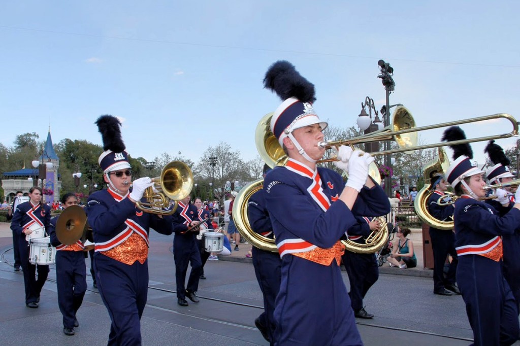 Carterville-Band-Disney